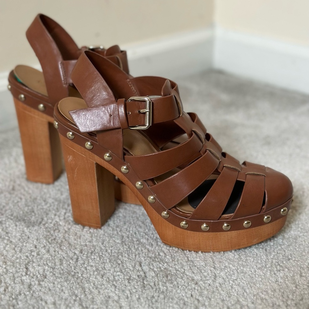 Nine West platform heels, brown, size 6.5